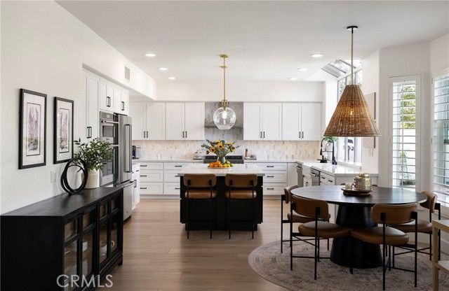 1 Riviera, Laguna Hills, CA 92679