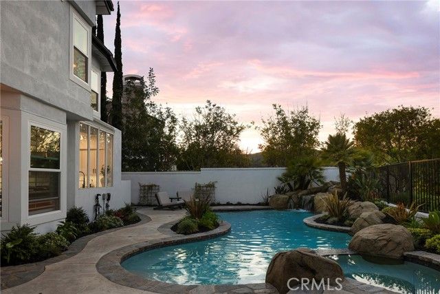 1 Riviera, Laguna Hills, CA 92679