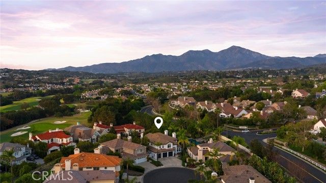 1 Riviera, Laguna Hills, CA 92679