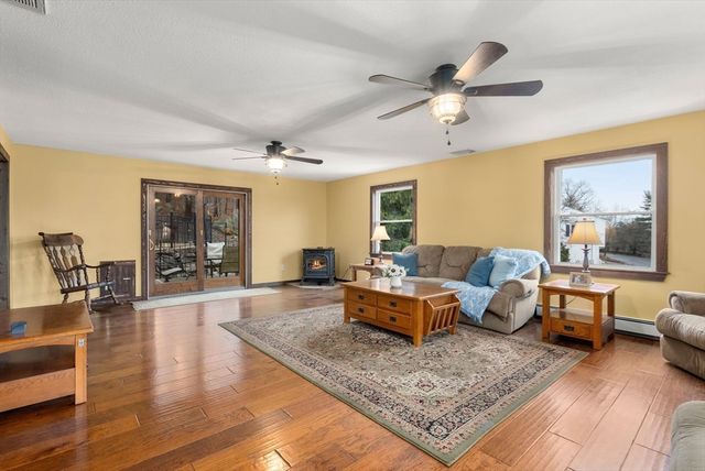 235 James St, Ludlow, MA 01056