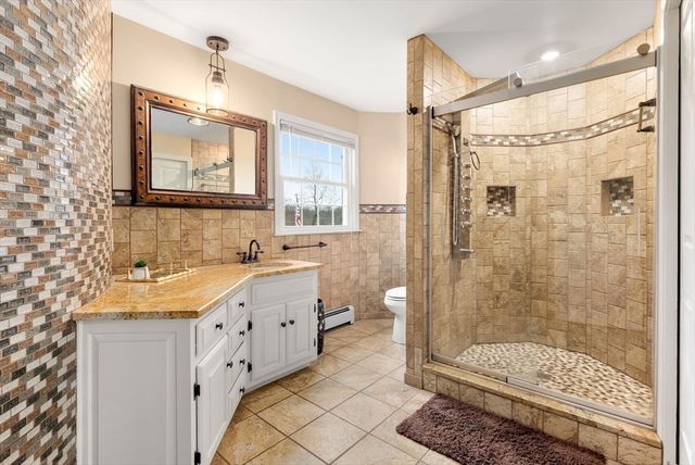 235 James St, Ludlow, MA 01056