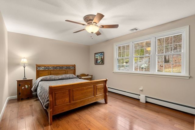 235 James St, Ludlow, MA 01056