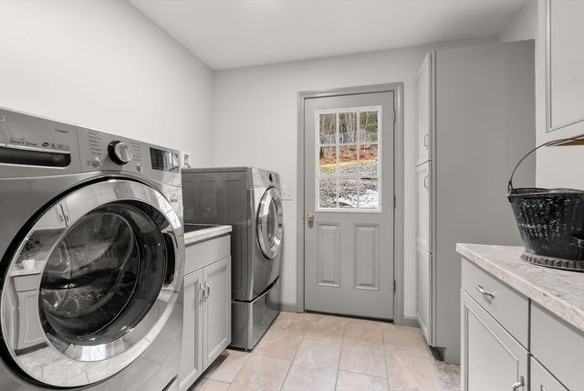 235 James St, Ludlow, MA 01056