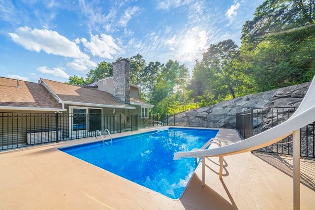 235 James St, Ludlow, MA 01056