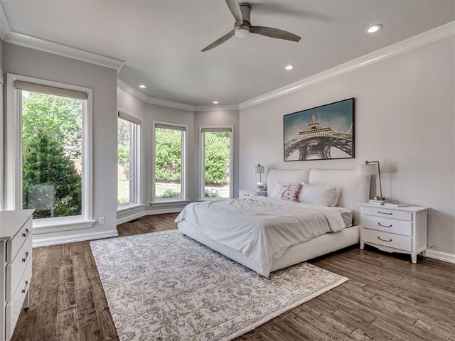 18601 Wolf Creek Drive, Edmond, OK 73012