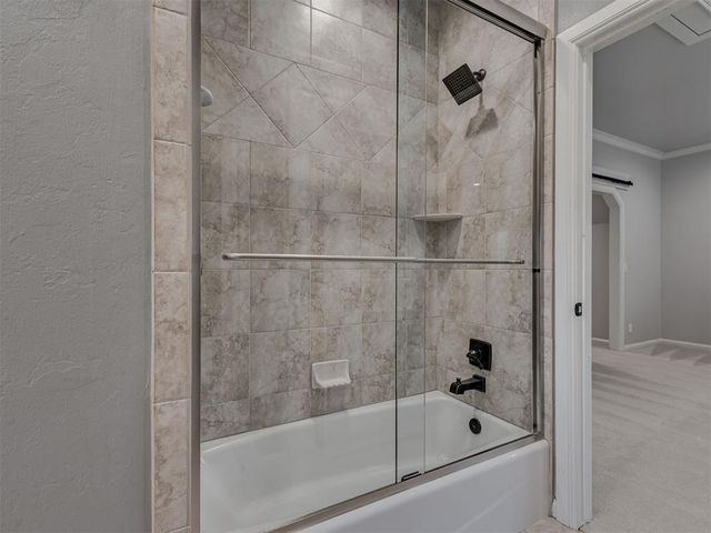 18601 Wolf Creek Drive, Edmond, OK 73012