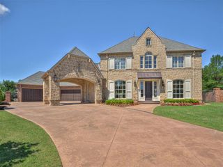 18601 Wolf Creek Drive, Edmond, OK 73012