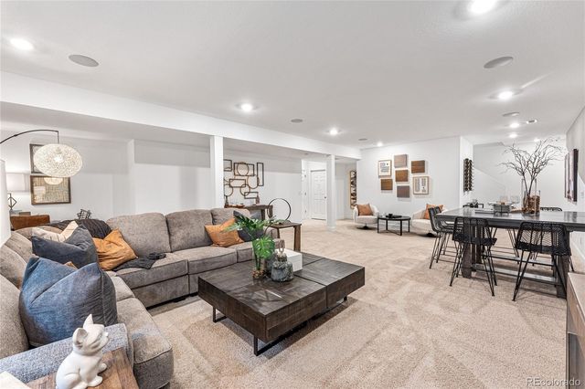 3328 N Duquesne Way, Aurora, CO 80019