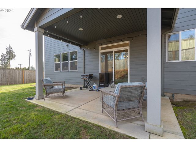 2505 ROGERS Ln, Salem, OR 97304