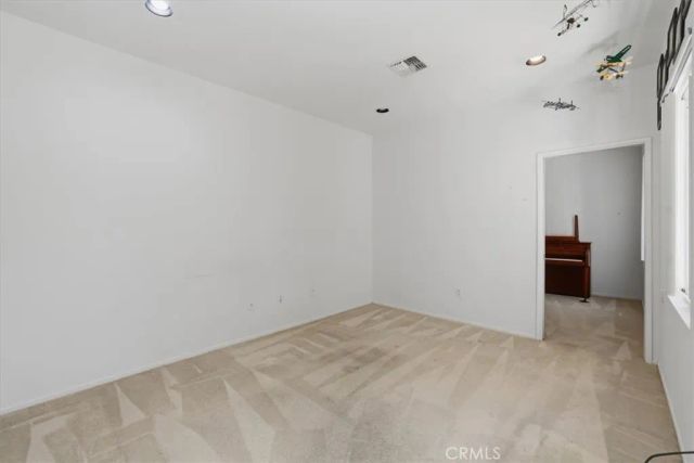 39375 Falconwood Court, Palm Desert, CA 92211