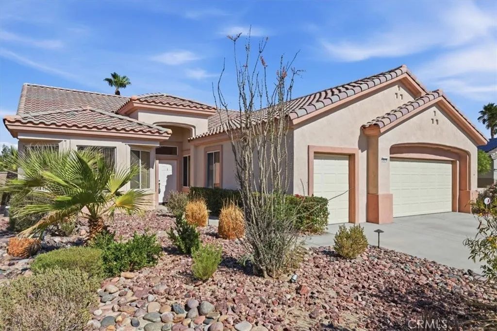 39375 Falconwood Court, Palm Desert, CA 92211