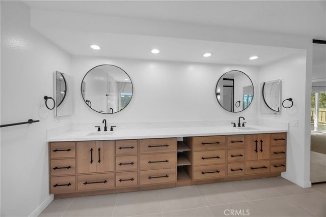 22086 Esplendor, Mission Viejo, CA 92691