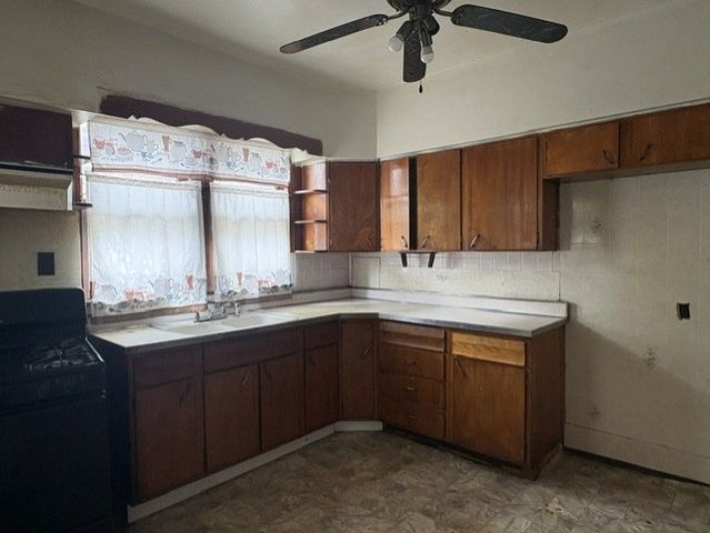 6537 S Francisco Avenue, Chicago, IL 60629