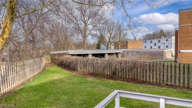 1653 Southbend Drive, Rocky River, OH 44116