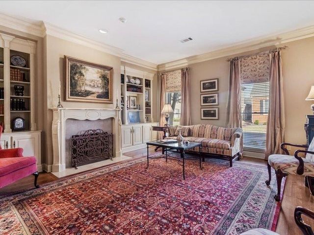 7999 WILLOW BROOK RD, Germantown, TN 38138