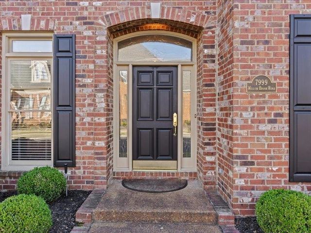 7999 WILLOW BROOK RD, Germantown, TN 38138