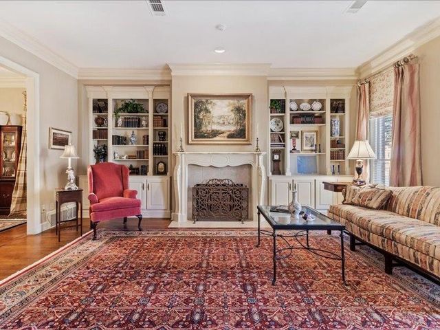 7999 WILLOW BROOK RD, Germantown, TN 38138