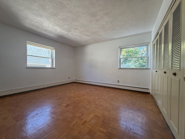5050 Washington St 553, Boston, MA 02132
