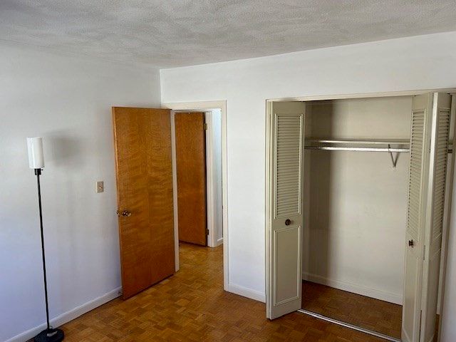 5050 Washington St 553, Boston, MA 02132
