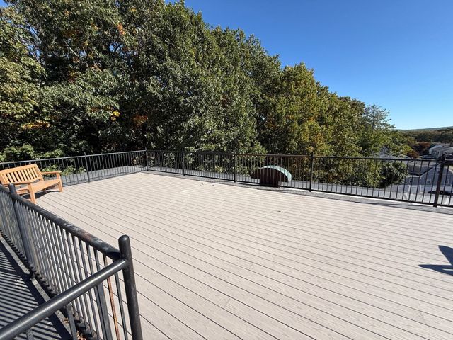5050 Washington St 553, Boston, MA 02132