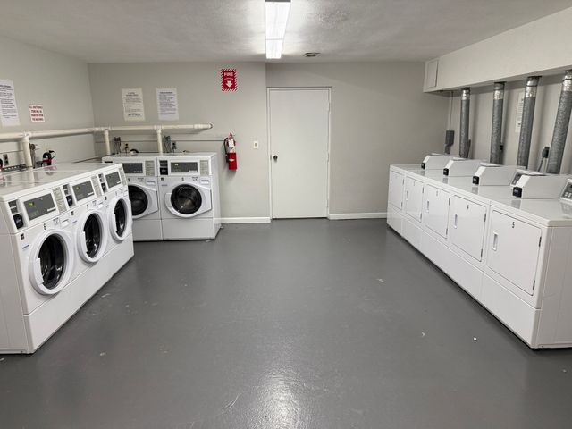 5050 Washington St 553, Boston, MA 02132