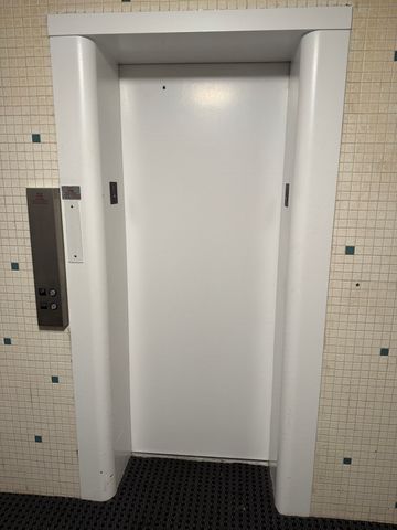 5050 Washington St 553, Boston, MA 02132