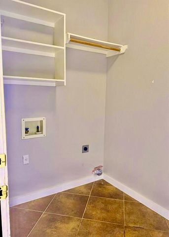 2201 Clover Ridge DR, Cedar Park, TX 78613