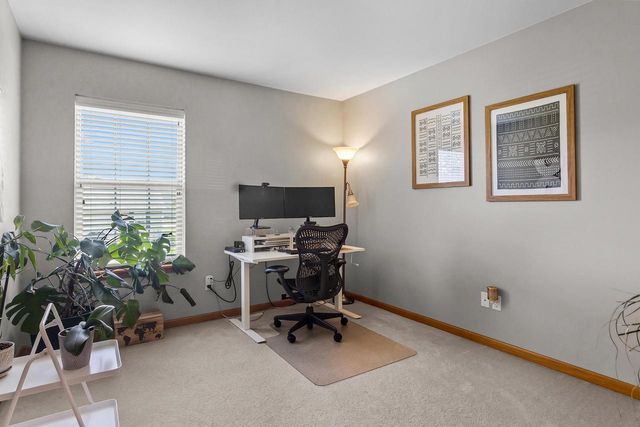 621 E Sheila AVENUE, Elkhorn, WI 53121