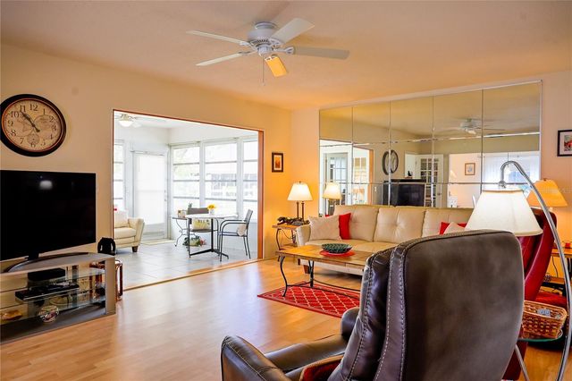 3924 ASHWOOD LANE 59, Sarasota, FL 34232