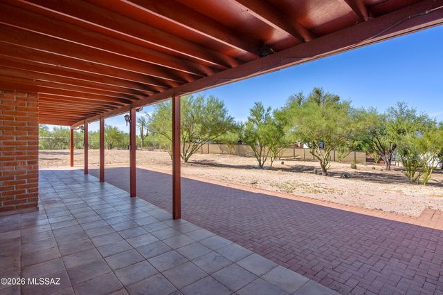 1642 W Avenue De Maximillian, Tucson, AZ 85704