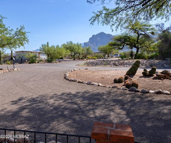 1642 W Avenue De Maximillian, Tucson, AZ 85704