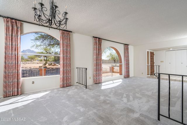 1642 W Avenue De Maximillian, Tucson, AZ 85704
