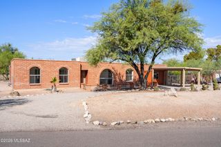 1642 W Avenue De Maximillian, Tucson, AZ 85704