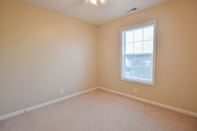 540 Patriot Park Ct Unit B, Clarksville, TN 37042