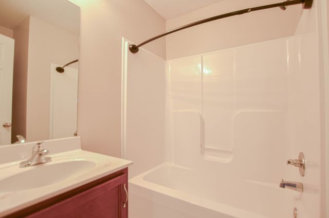 540 Patriot Park Ct Unit B, Clarksville, TN 37042