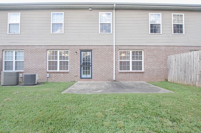 540 Patriot Park Ct Unit B, Clarksville, TN 37042