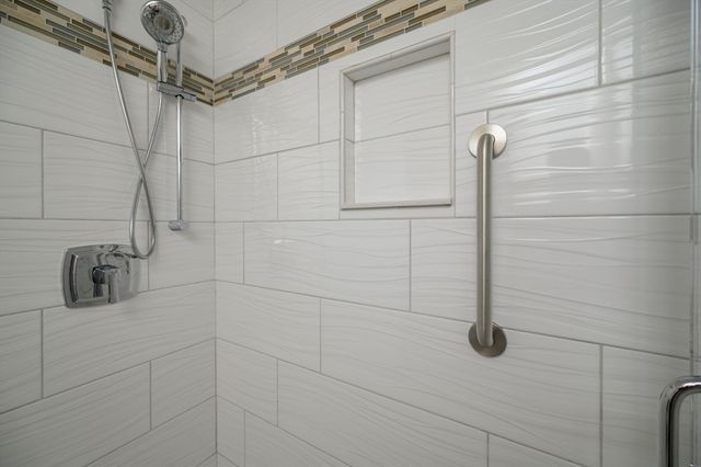 38 Marion St, Holbrook, MA 02343