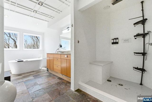 36 Mountainside Park Terrace, Montclair, NJ 07043