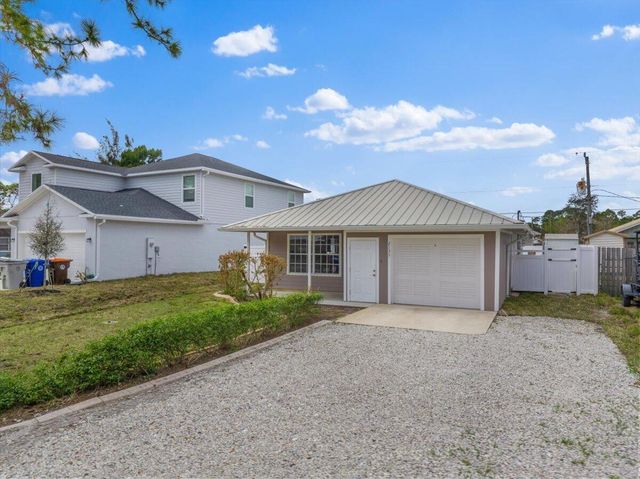 2135 87th Avenue, Vero Beach, FL 32966