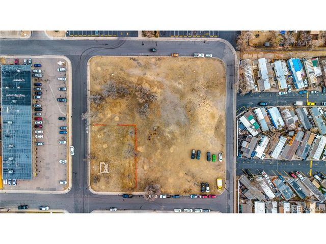 6322 Ivanhoe St, Commerce City, CO 80022
