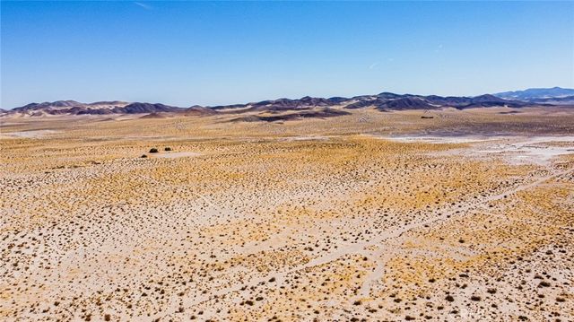 30000 Water Canyon Road, Mojave, CA 93501