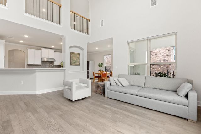 615 Glacial Stream LN, Cedar Park, TX 78613