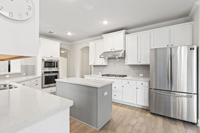 615 Glacial Stream LN, Cedar Park, TX 78613