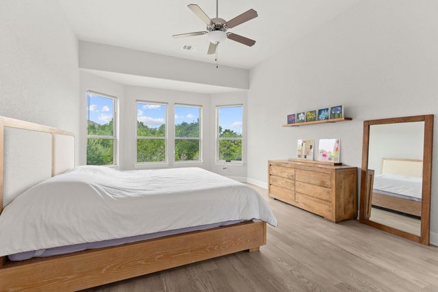 615 Glacial Stream LN, Cedar Park, TX 78613