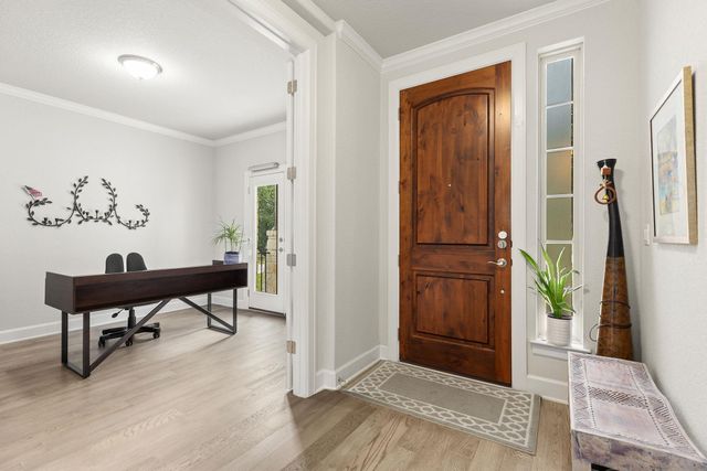 615 Glacial Stream LN, Cedar Park, TX 78613