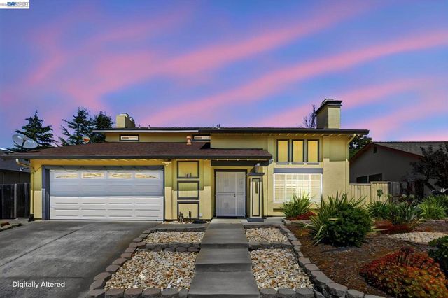 148 Valley Oak Ln, Vallejo, CA 94591
