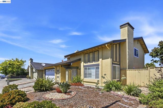 148 Valley Oak Ln, Vallejo, CA 94591