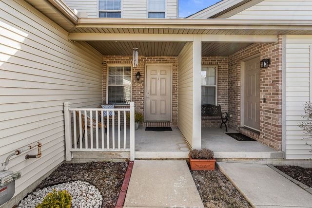 1404 Bluegrass Lane, Champaign, IL 61822