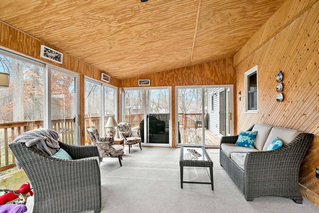 1320 Norcrest Avenue N, Stillwater, MN 55082