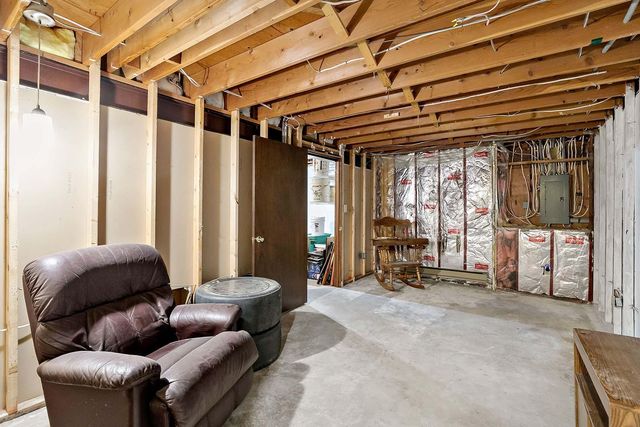 1320 Norcrest Avenue N, Stillwater, MN 55082